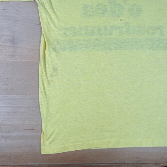 Vintage 70s yellow tshirt o'dea roadrunner tag size large - Picture 6 of 10